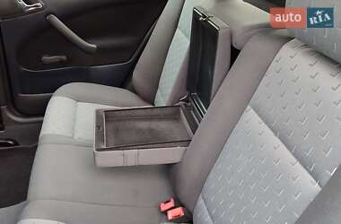 Універсал Skoda Octavia 2001 в 