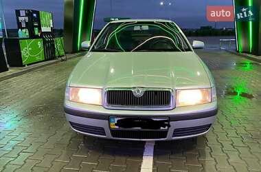 Лифтбек Skoda Octavia 2008 в 