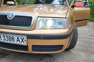 Лифтбек Skoda Octavia 2001 в 