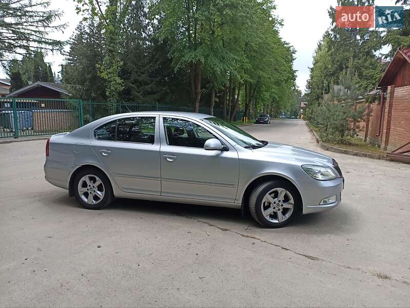 Ліфтбек Skoda Octavia 2012 в Львові
