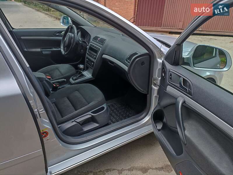 Ліфтбек Skoda Octavia 2012 в Львові