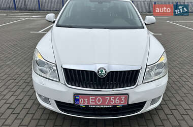 Універсал Skoda Octavia 2012 в 