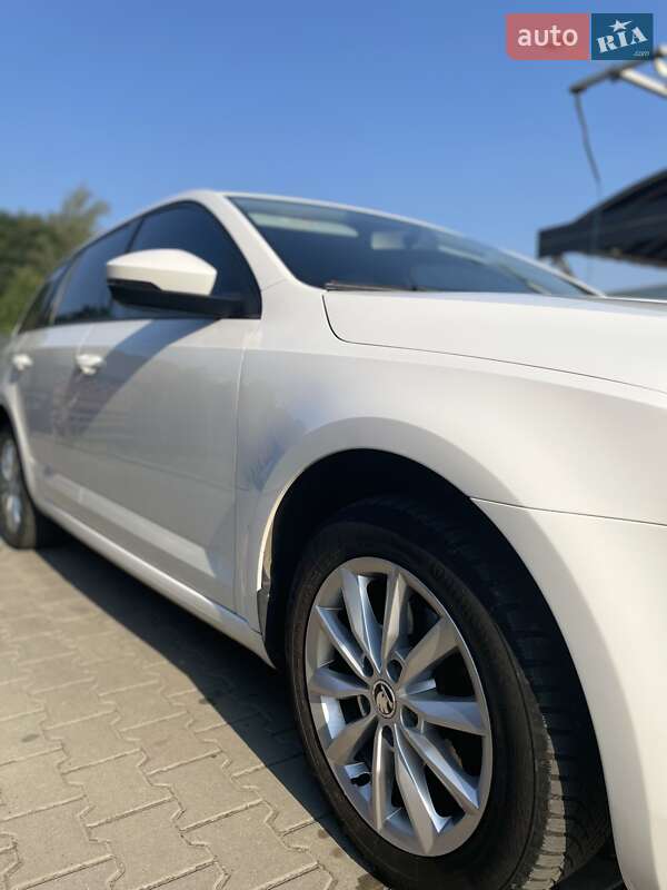 Универсал Skoda Octavia 2015 в Иршаве фото 5 Универсал Skoda Octavia 2015 в Иршаве