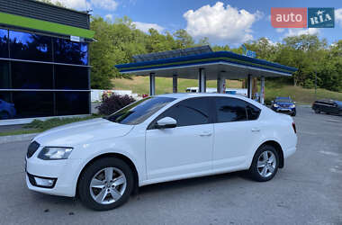 Лифтбек Skoda Octavia 2013 в 
