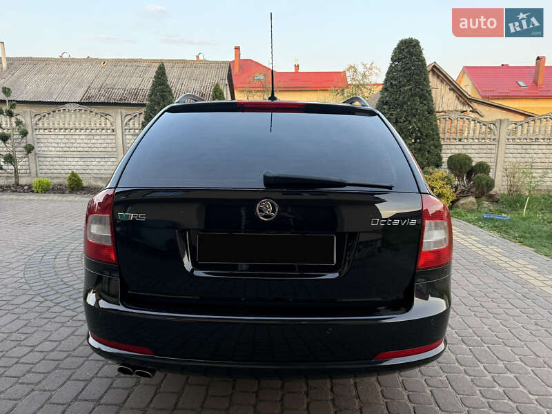 Універсал Skoda Octavia 2009 в Яворові