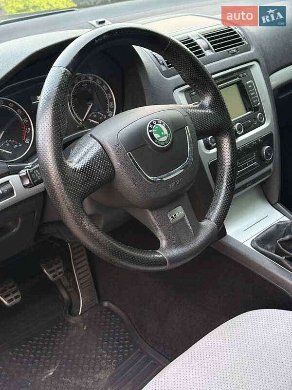 Універсал Skoda Octavia 2009 в Яворові
