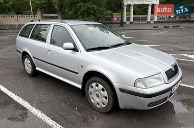 Универсал Skoda Octavia 2009 в 