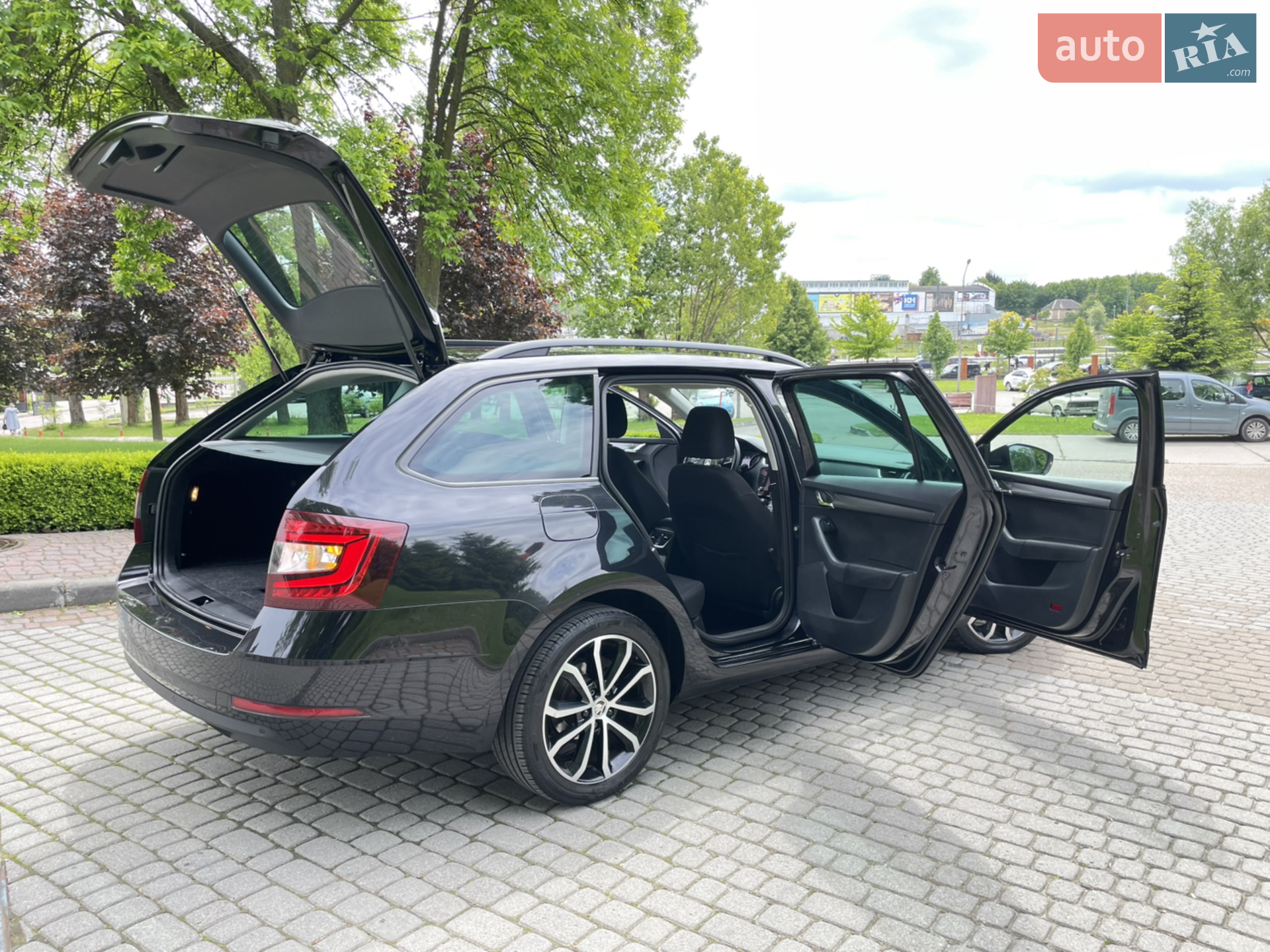 2019 Skoda Octavia - мініатюра 66