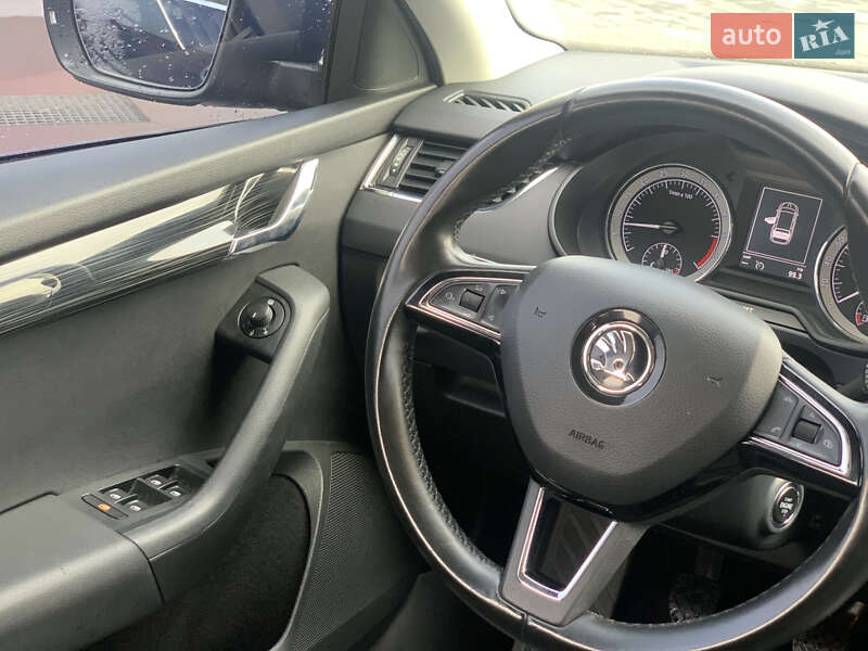 Універсал Skoda Octavia 2017 в Хусті