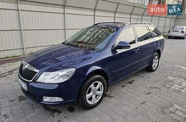 Универсал Skoda Octavia 2012 в Львове