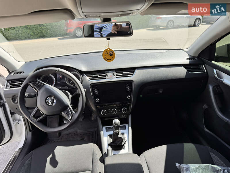 Лифтбек Skoda Octavia 2019 в Днепре фото 7 Лифтбек Skoda Octavia 2019 в Днепре