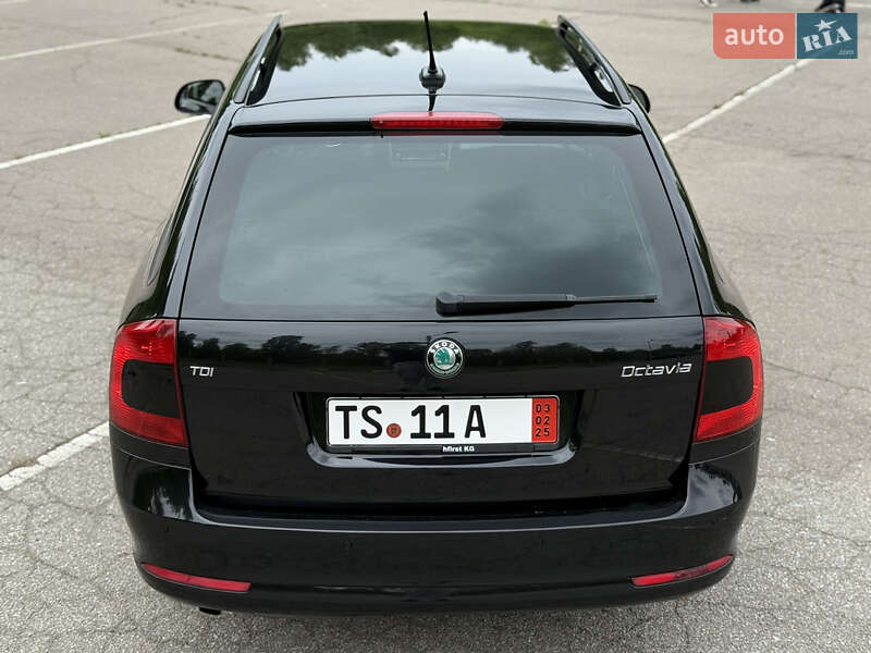 Універсал Skoda Octavia 2013 в Бердичеві