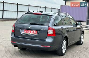 Универсал Skoda Octavia 2012 в 