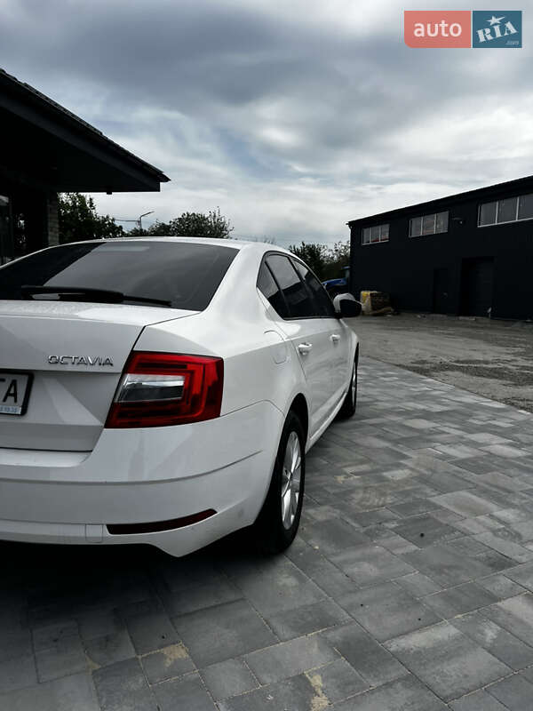Лифтбек Skoda Octavia 2017 в Нежине