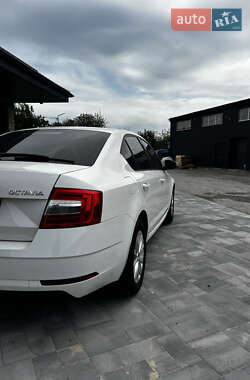 Лифтбек Skoda Octavia 2017 в 