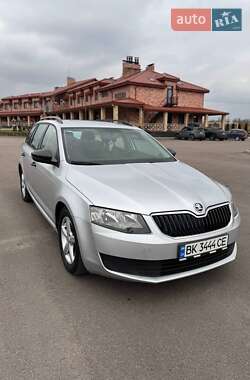 Універсал Skoda Octavia 2015 в Рівному