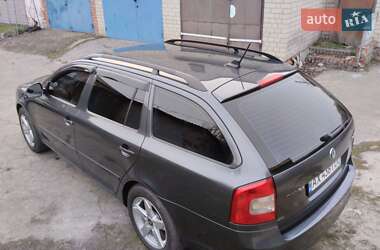 Універсал Skoda Octavia 2012 в 