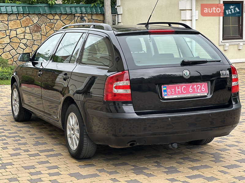Универсал Skoda Octavia 2009 в Могилев-Подольске
