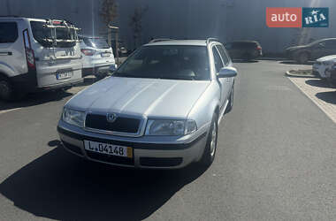 Универсал Skoda Octavia 2010 в Виннице