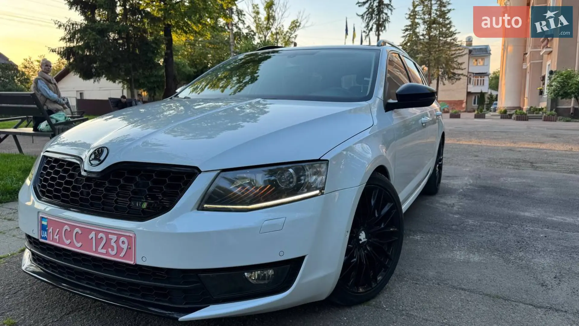 2015 Skoda Octavia - фото 1