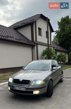 Ліфтбек Skoda Octavia 2006 в Березному