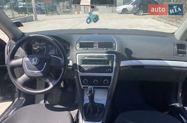 Лифтбек Skoda Octavia 2010 в 