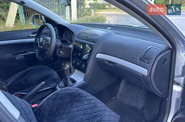 Лифтбек Skoda Octavia 2011 в 