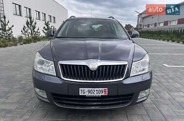 Універсал Skoda Octavia 2009 в Луцьку