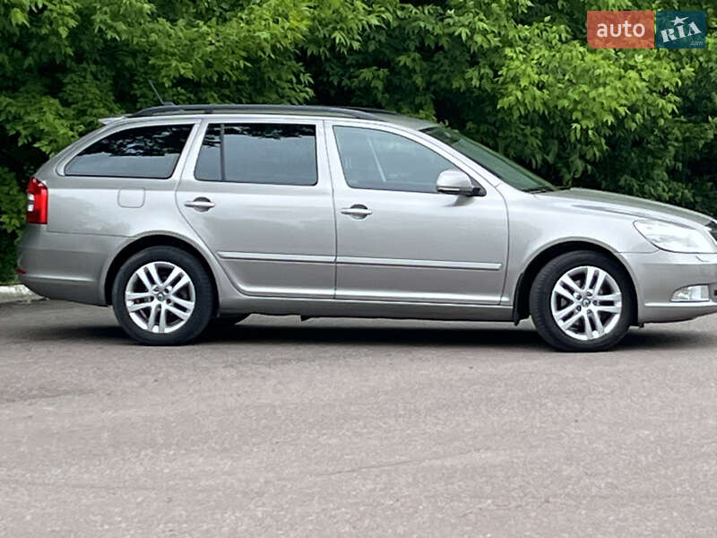 Універсал Skoda Octavia 2012 в Радивиліві