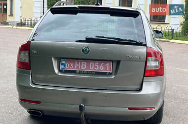 Універсал Skoda Octavia 2012 в 