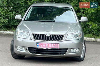 Універсал Skoda Octavia 2012 в 