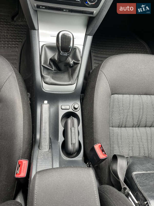 Універсал Skoda Octavia 2012 в Радивиліві
