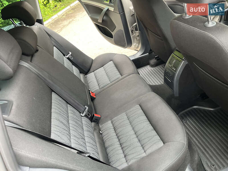 Універсал Skoda Octavia 2012 в Радивиліві