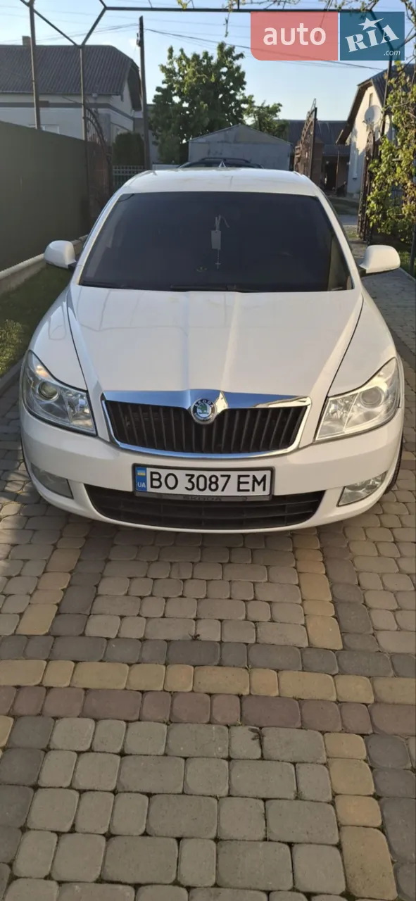 2010 Skoda Octavia - мініатюра 7