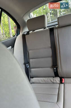 Лифтбек Skoda Octavia 2004 в 