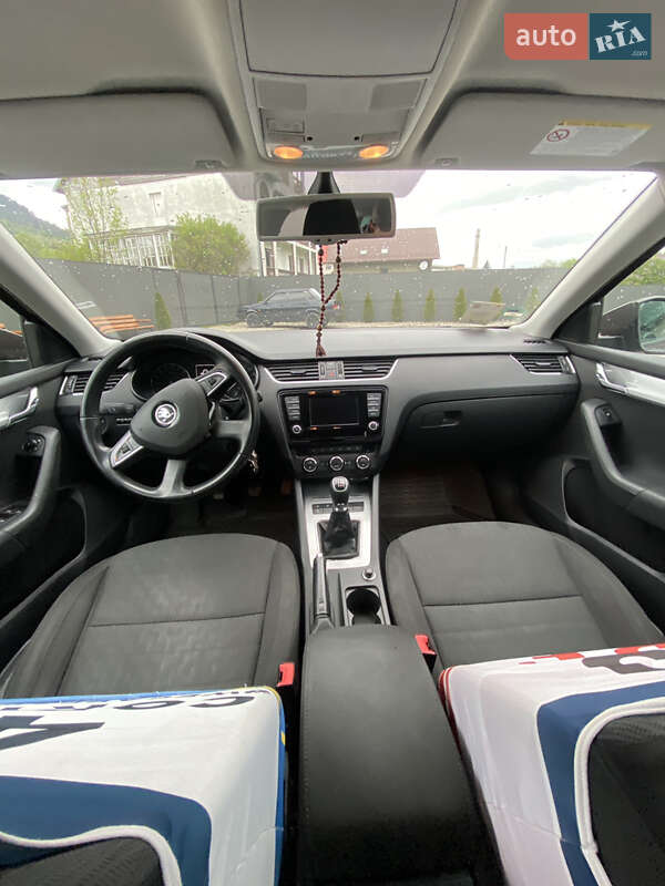 Универсал Skoda Octavia 2014 в Рахове