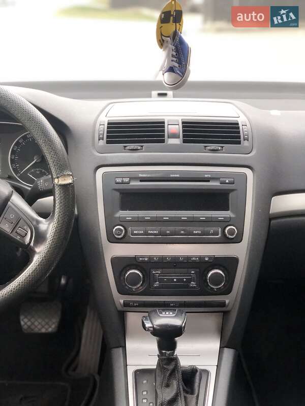 Лифтбек Skoda Octavia 2011 в Львове