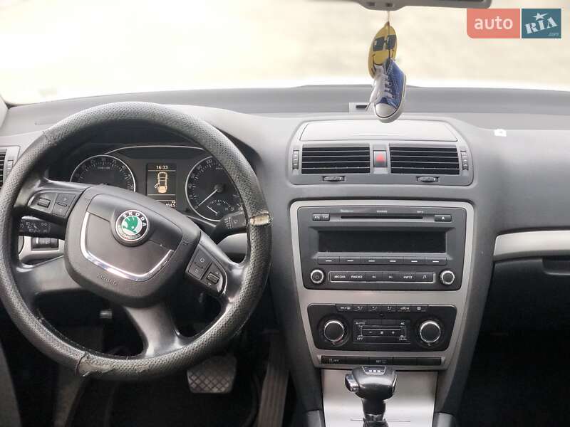 Лифтбек Skoda Octavia 2011 в Львове