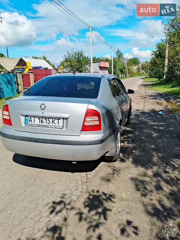 Лифтбек Skoda Octavia 2004 в Немишаево