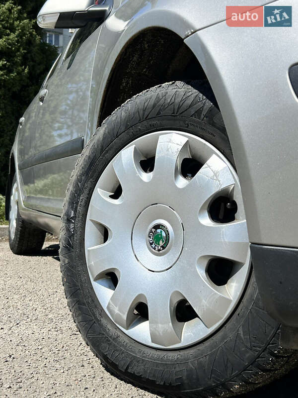 Універсал Skoda Octavia 2008 в Сумах