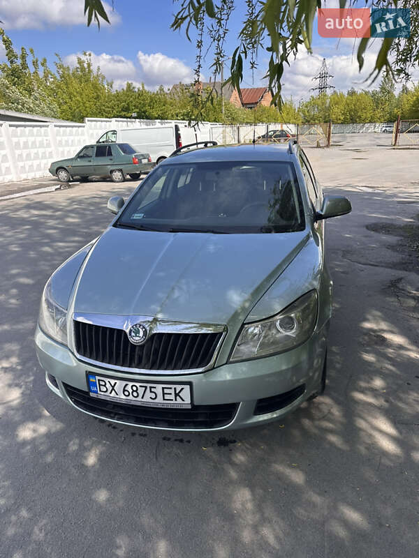 Универсал Skoda Octavia 2009 в Староконстантинове