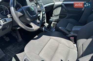 Універсал Skoda Octavia 2010 в 