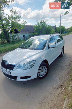 Универсал Skoda Octavia 2012 в 