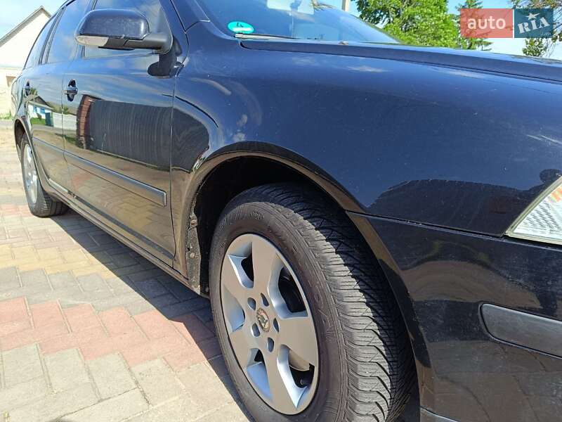 Універсал Skoda Octavia 2008 в Сарнах