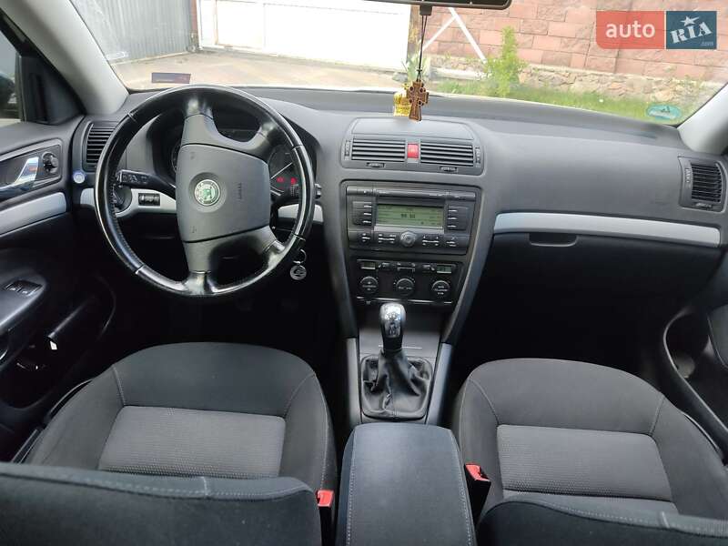 Універсал Skoda Octavia 2008 в Сарнах