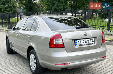 Лифтбек Skoda Octavia 2012 в 