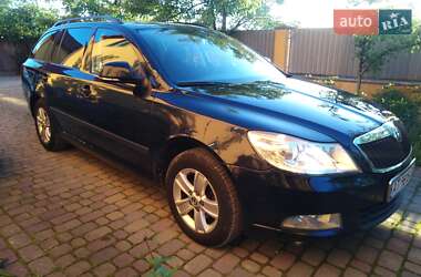 Универсал Skoda Octavia 2011 в 