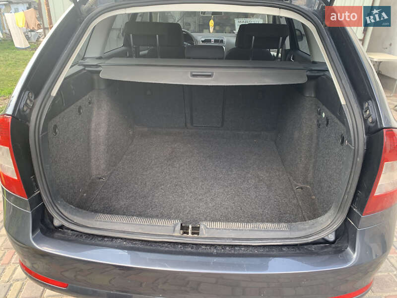 Універсал Skoda Octavia 2011 в Дунаївцях