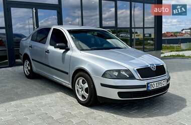 Лифтбек Skoda Octavia 2008 в 