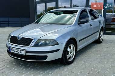Лифтбек Skoda Octavia 2008 в 
